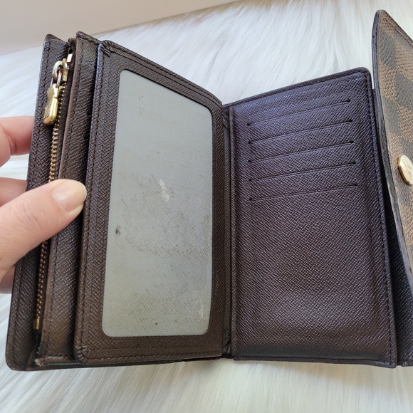 Louis Vuitton Damier Portefeuille Alexandra Trifold Wallet - Picture 12 of 16